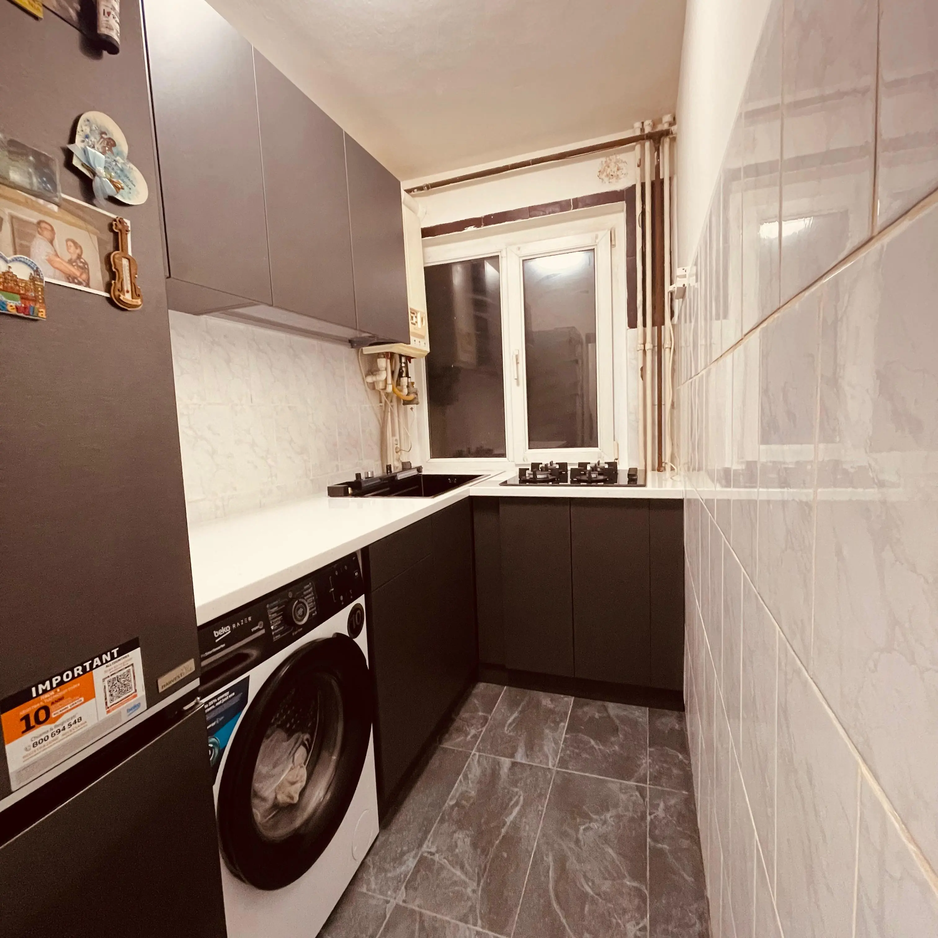 Bucătărie la comandă din PAL grafit – Bacău – Bucătării la comandă în Bacău – Epoxym (imagine 1)