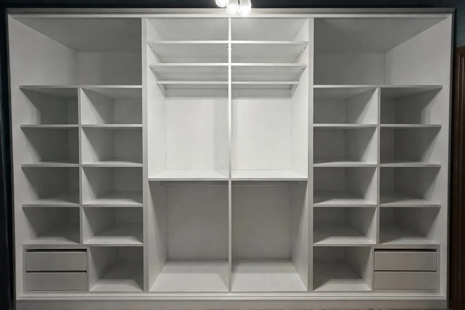 Dressing la comandă din PAL verde Vjord – Bacău – Dressing la comandă în Bacău – Epoxym (imagine 1)