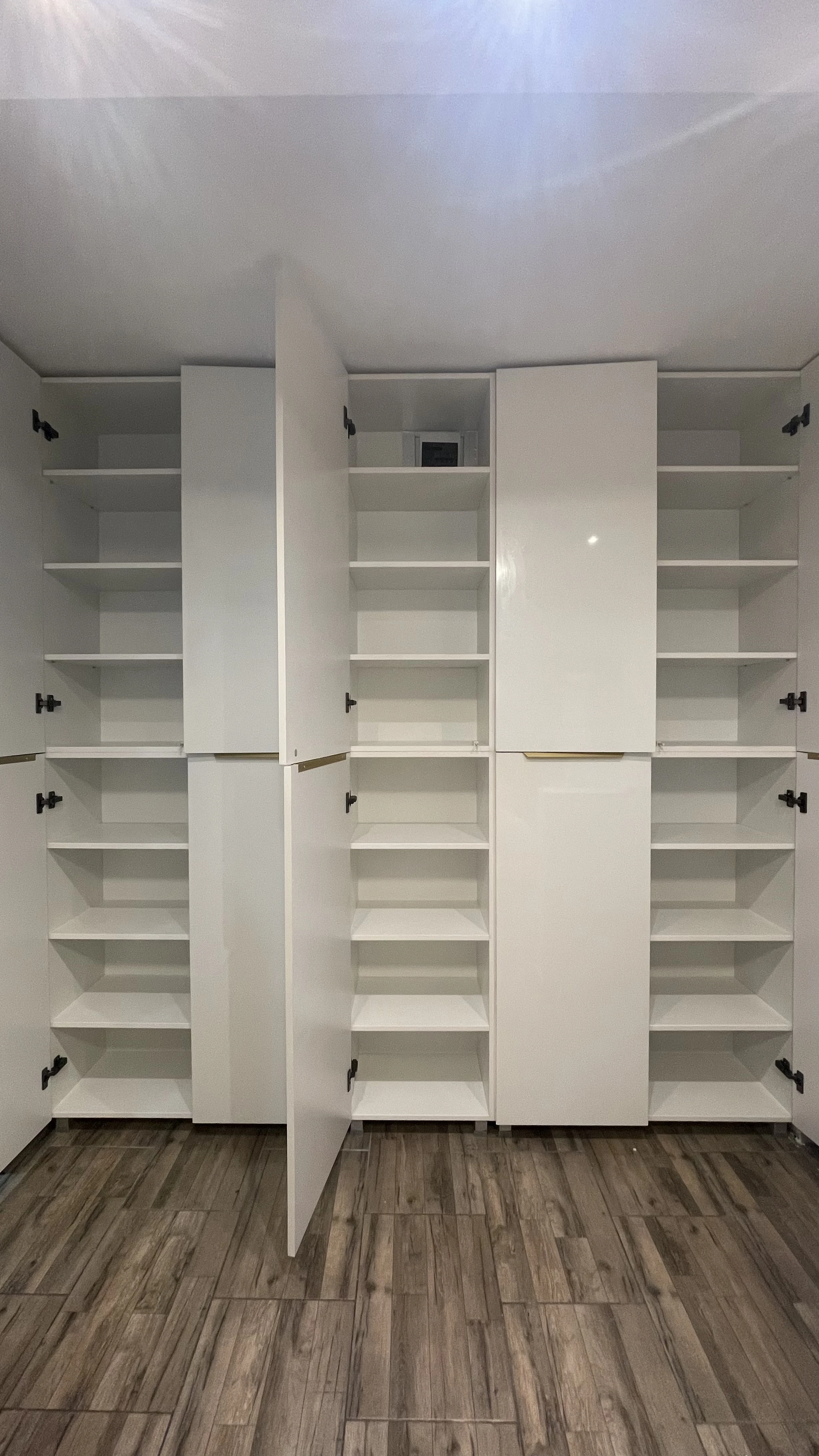 Dressing la comandă din MDF acrylic alb zapada – Bacău – Dressing la comandă în Bacău – Epoxym (imagine 4)